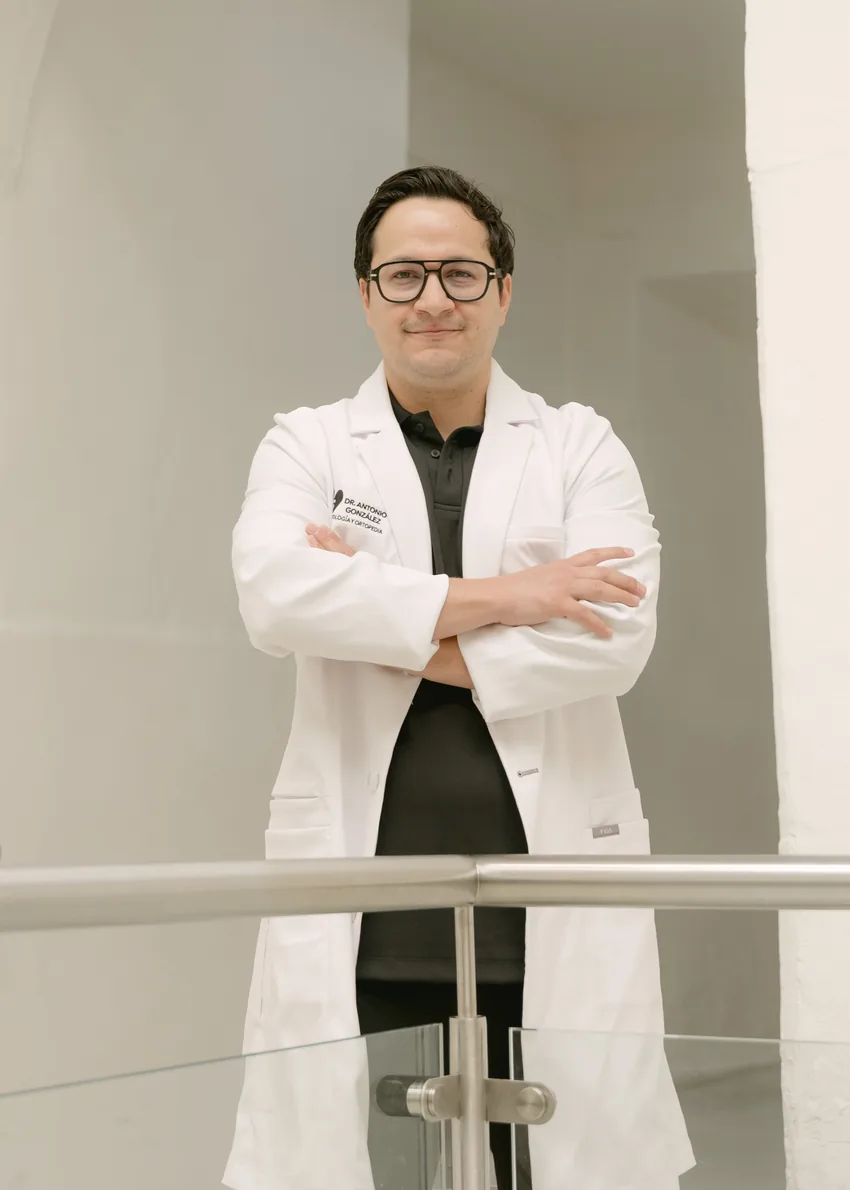 Retrato del Dr. Antonio González Tovar.